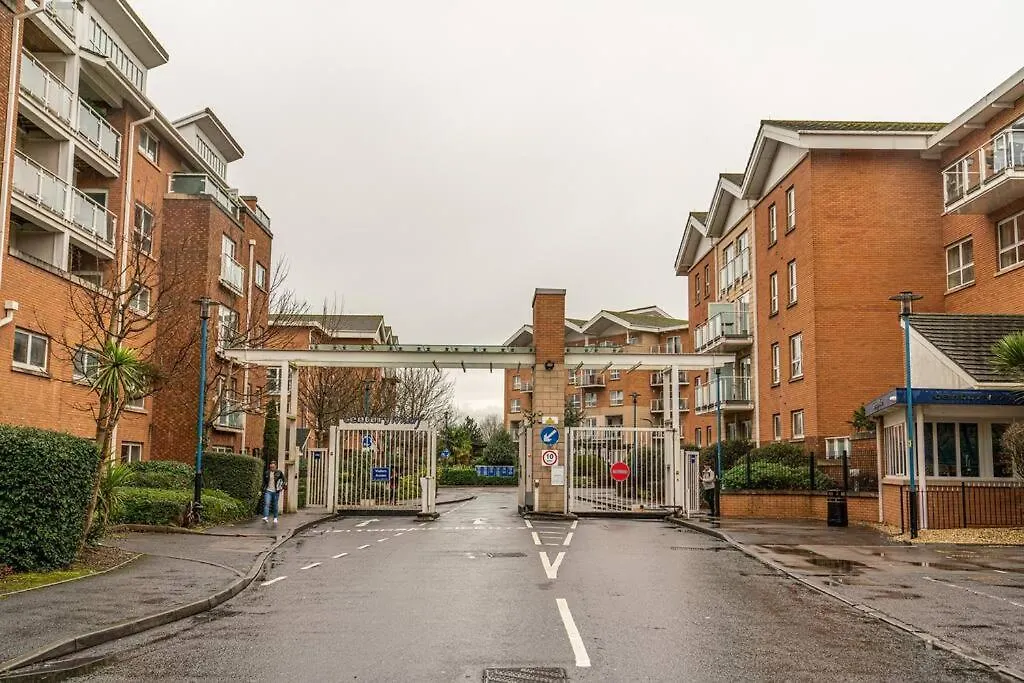 Rueben Suite By Koya Homes - Cardiff Apartment